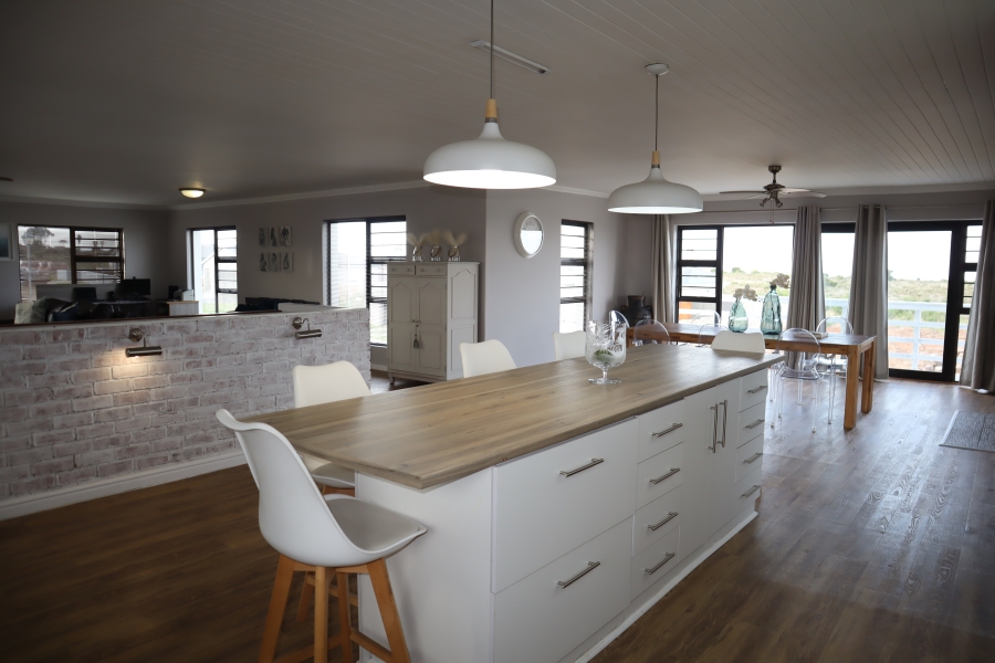 4 Bedroom Property for Sale in Fountains Estate Eastern Cape